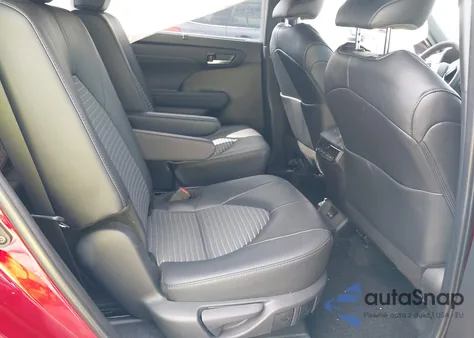 2024 Toyota Highlander Xse from USA, damaged, VIN 5TDKDRAH8RS547095